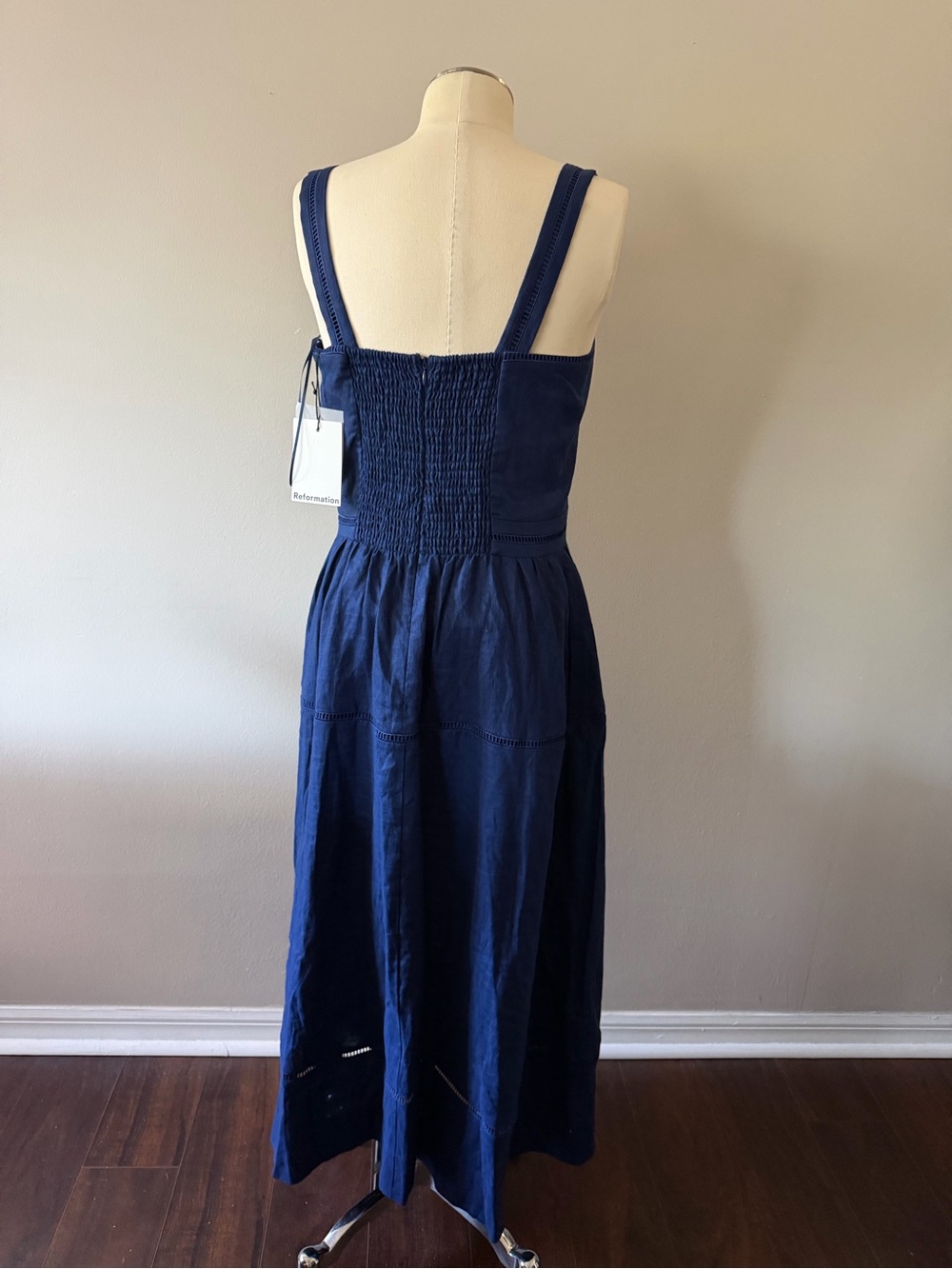NWT Reformation Everett Linen dress 10, Navy Square Neck Sundress with Pockets - Picture 9 of 9